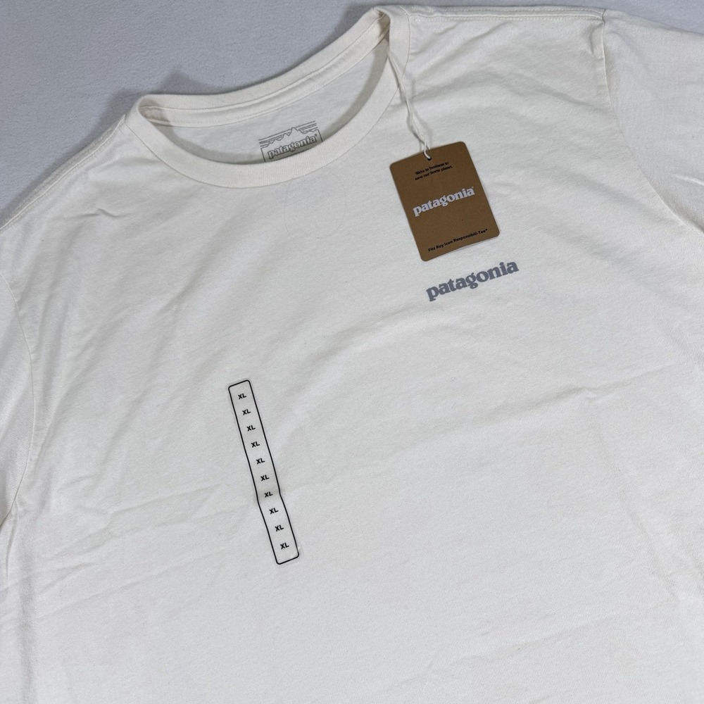 NWT‎ Patagonia Fitz Roy Icon Responsibili-Tee Shirt Birch White Mens XL S/S